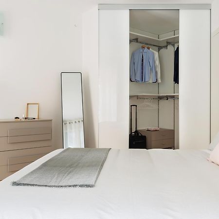 Joivy Sunny 1-Bed Flat With Balcony Apartment มิลาน ภายนอก รูปภาพ