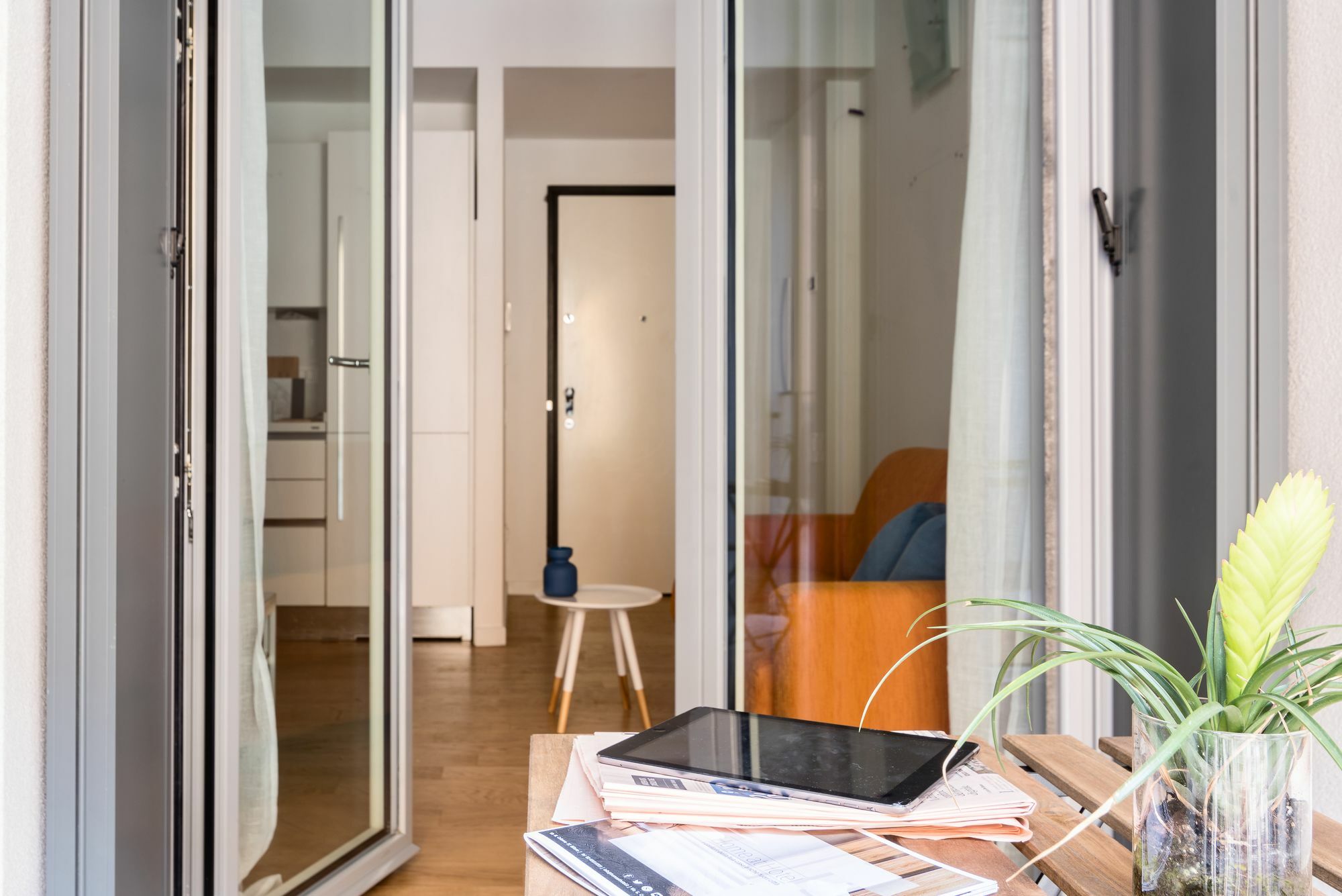 Joivy Sunny 1-Bed Flat With Balcony Apartment มิลาน ภายนอก รูปภาพ